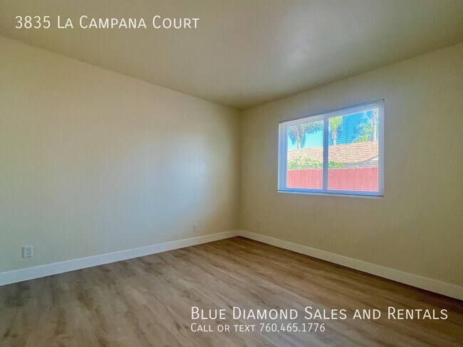 Building Photo - 3835 La Campana Ct