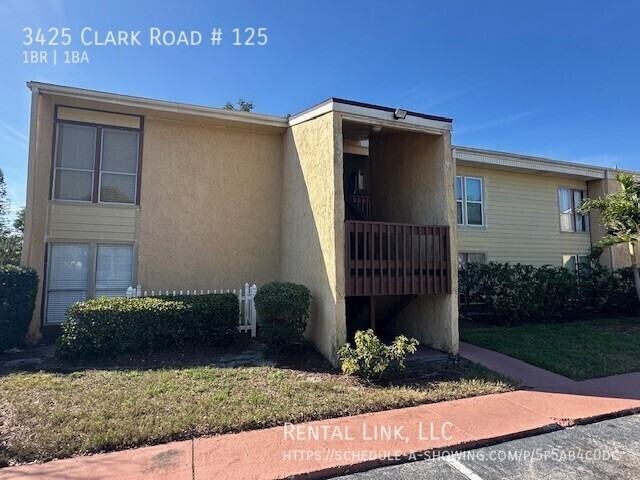 Building Photo - Spacious condo with a private patio, pool,...