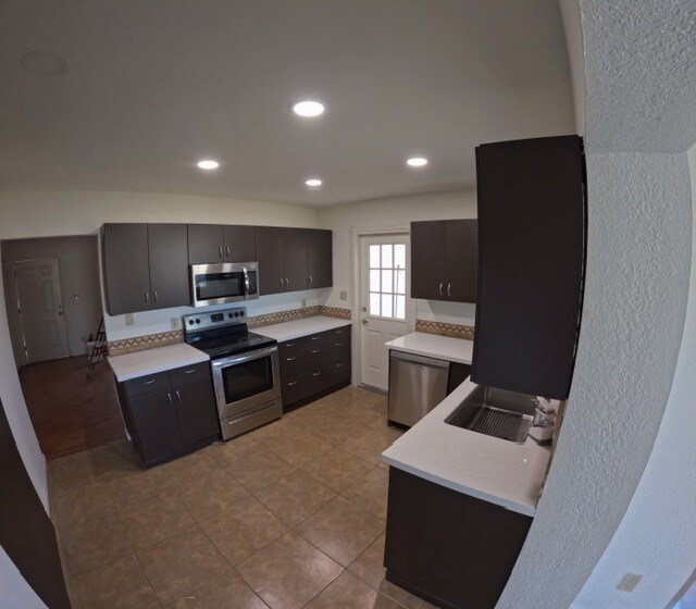 Building Photo - 3712 W Charter Oak Rd