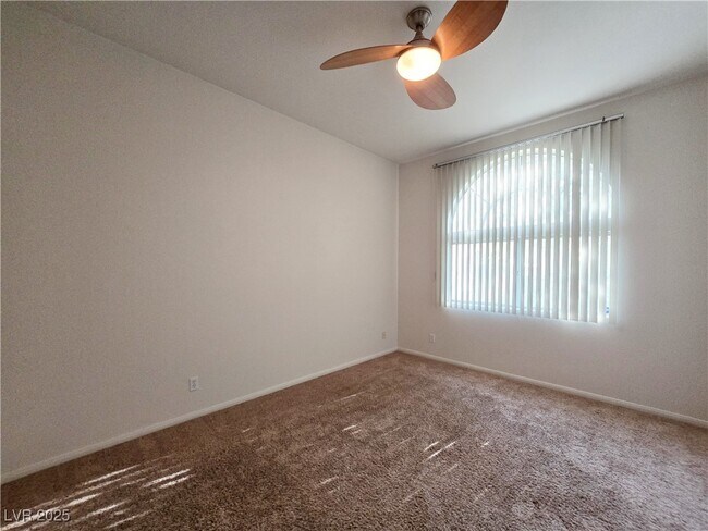 Building Photo - 3697 Ferndale Cove Dr