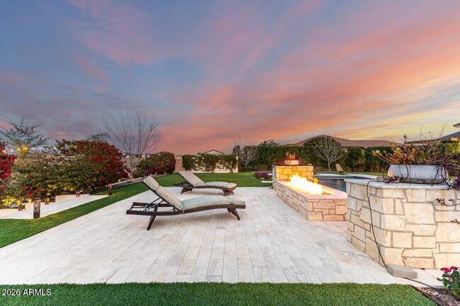 Building Photo - 5348 W Encanto Verde