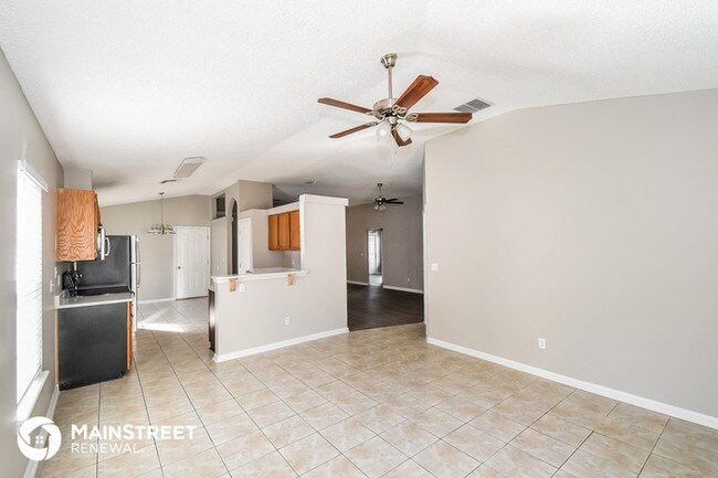 Building Photo - Welcome Home!