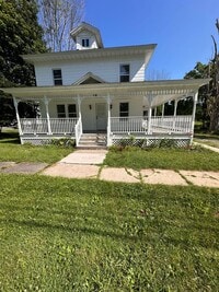 Building Photo - 5 Bedroom/1 bath Single family house