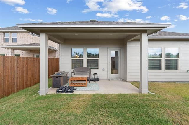 Building Photo - 207 Greenbriar Dr