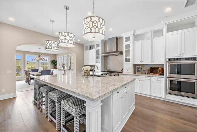 Building Photo - 14748 Valle Del Sur Ct