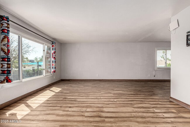 Building Photo - 8307 E Buena Terra Way