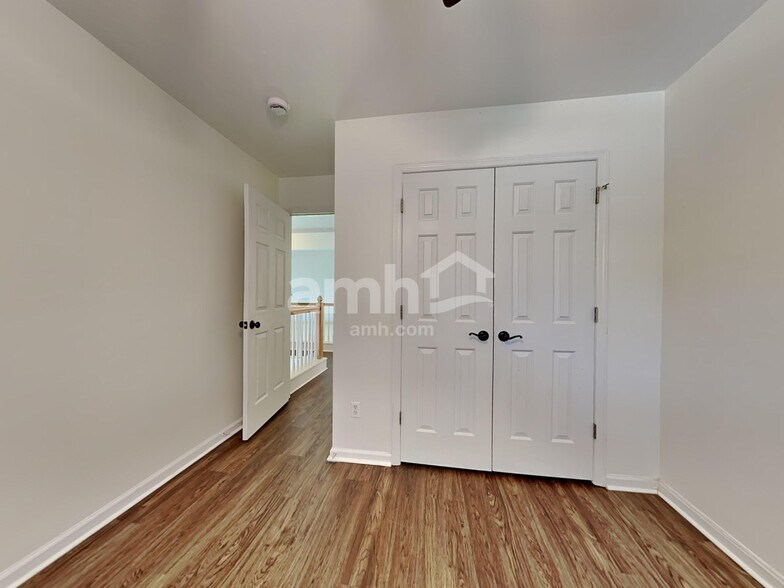 Building Photo - 328 Rice Bay Dr