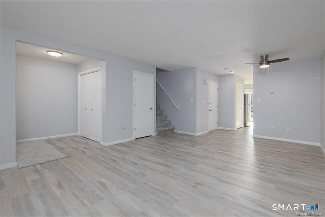 Building Photo - 565 Clark Ave