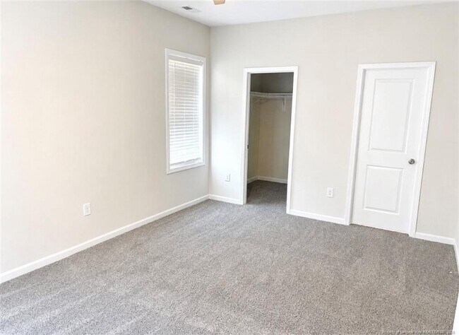 Building Photo - 5620 Tall Timbers Dr