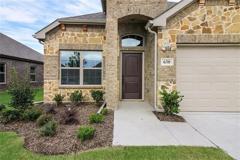 Building Photo - 630 Redwood Dr