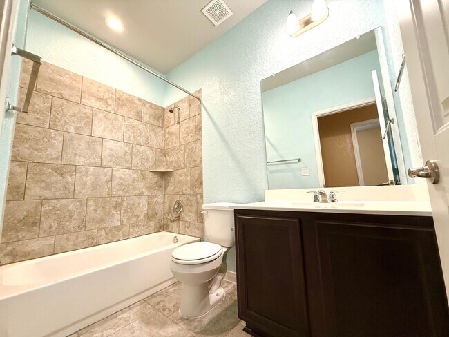 Building Photo - Spacious 4-Bedroom Single-Story Home with Modern Features & Open Living
