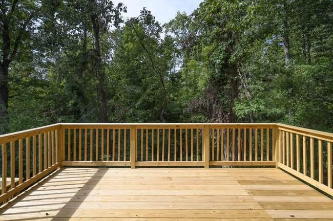 Building Photo - 2645 Southbury Cir