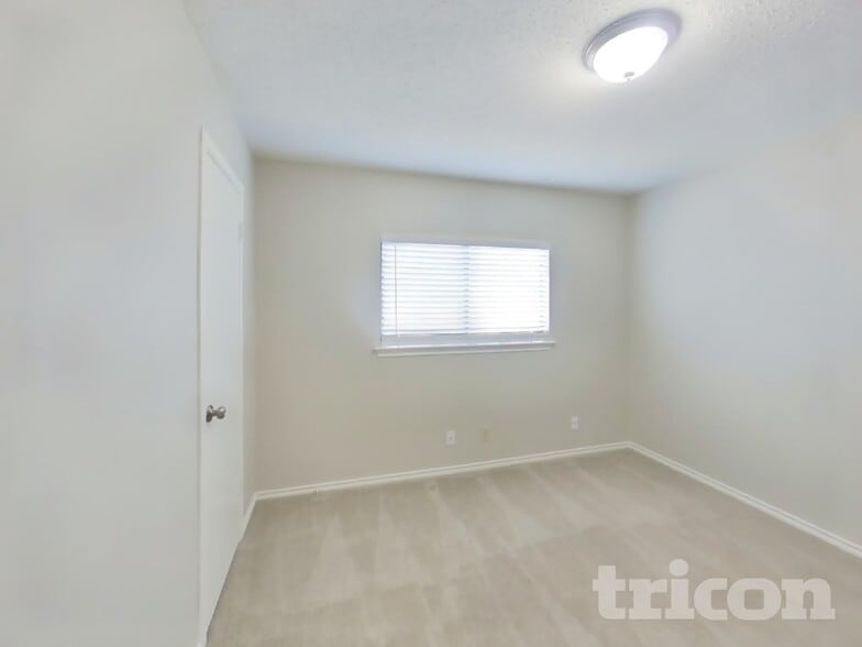 Building Photo - 7807 Encanto Vis Dr