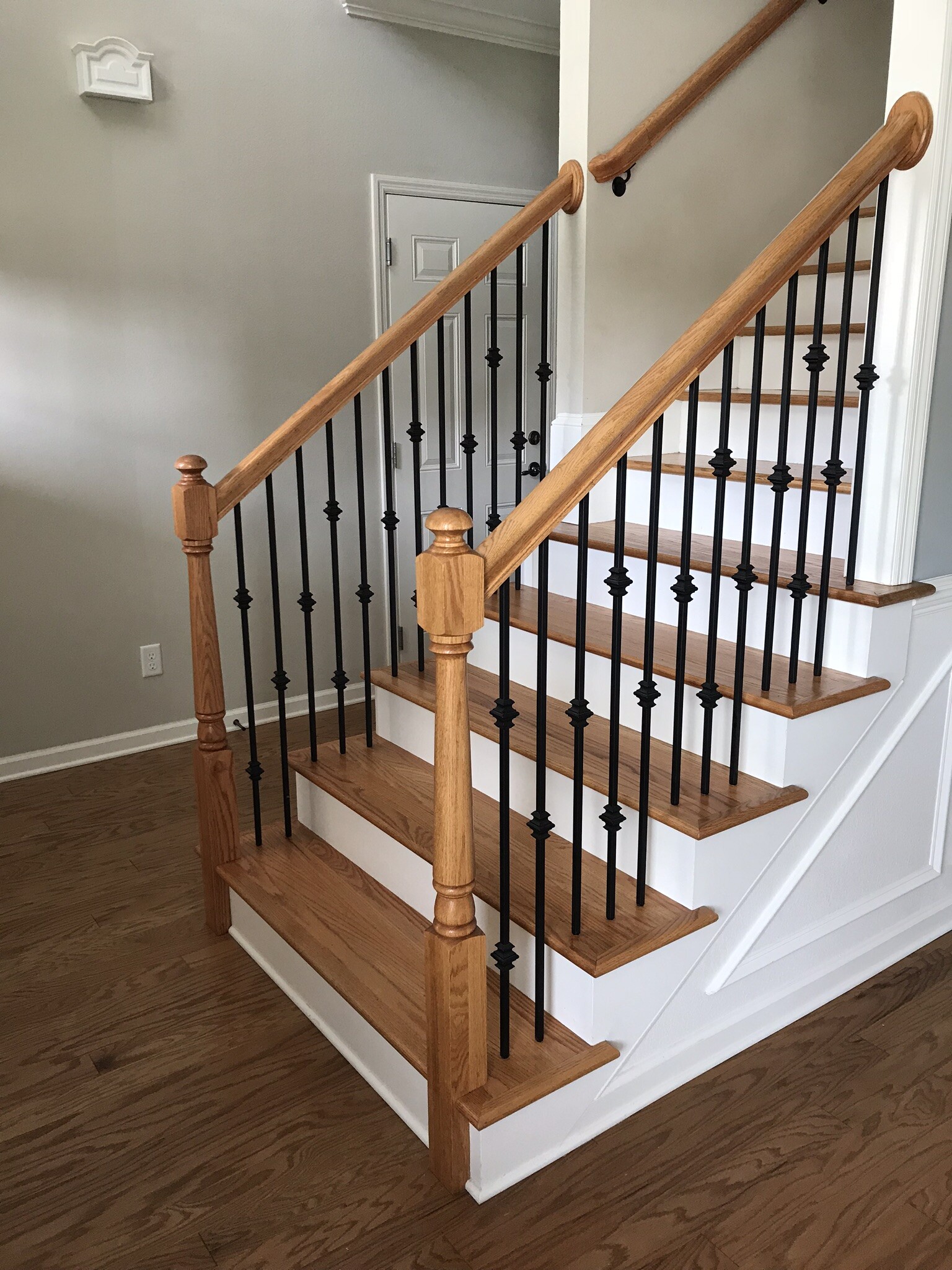 Foyer and stairs to bedrooms - 7506 Hampstead Hall Dr