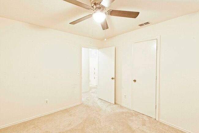 Building Photo - 2116 Winterstone Dr