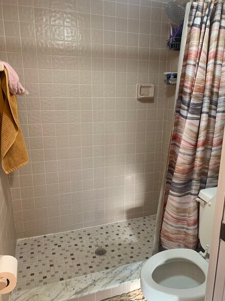 Master bedroom shower - 1411 NE 14th Ct