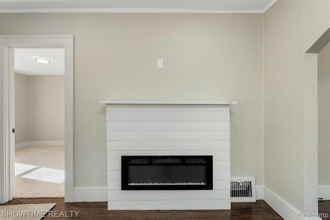 Building Photo - 292 W Marshall St