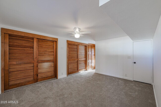 Building Photo - 4122 N 6th Ave