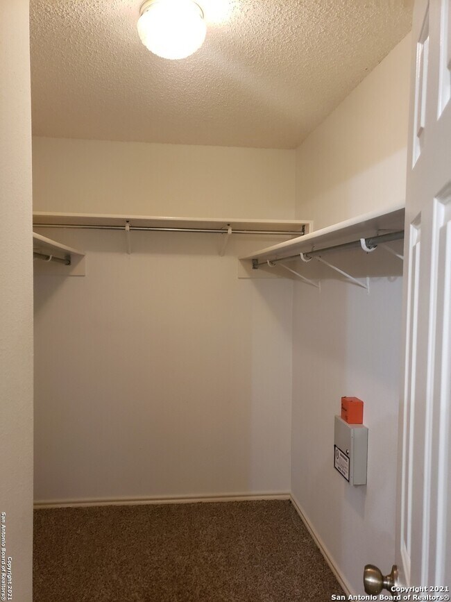Building Photo - 2859 Redland Trail