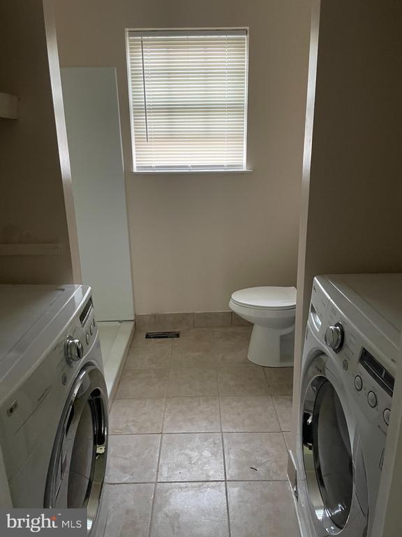 Building Photo - 222 Via Cascata Dr