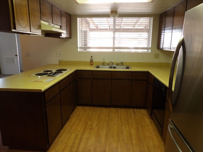 Building Photo - 55+ ADULT COMMUNITY