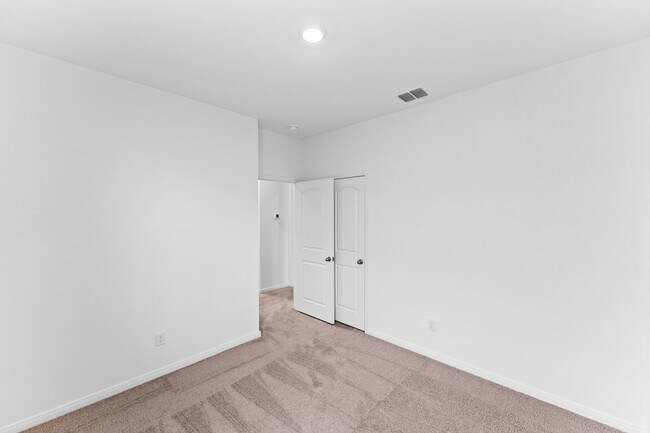 Building Photo - 1139 Amy Dr