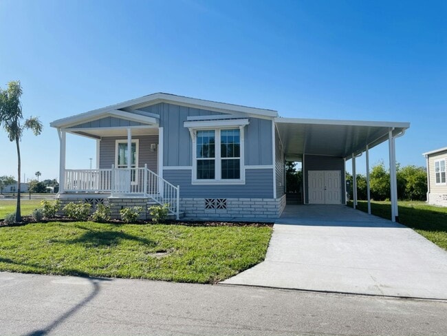 Building Photo - 34628 Ballyhoo Dr