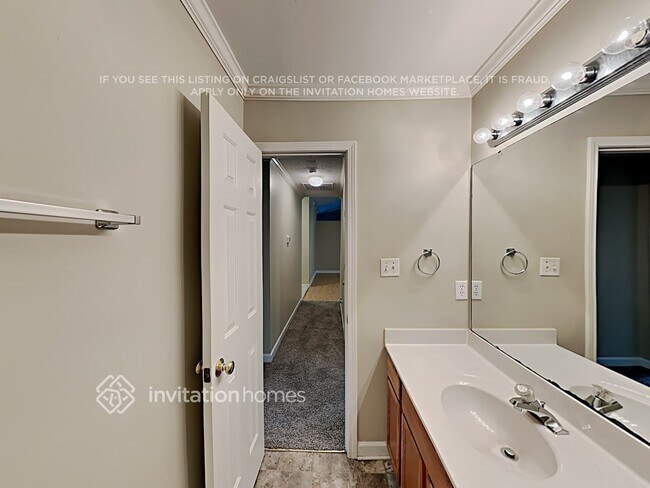 Building Photo - 4737 Aldersbrook Dr