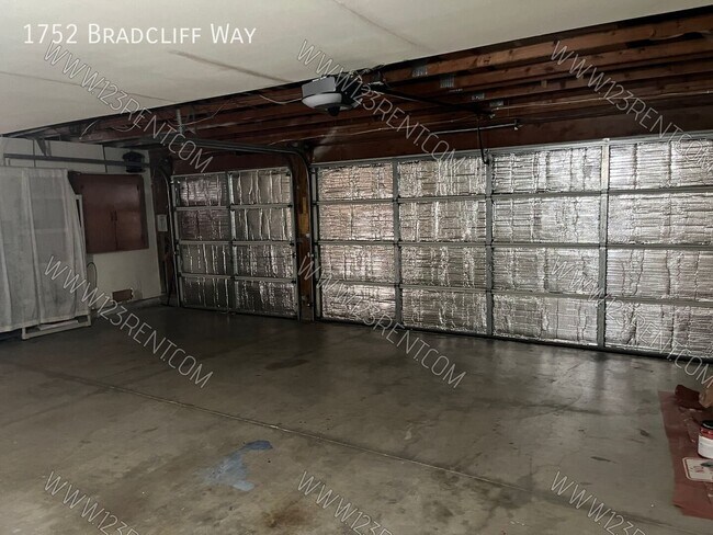 Building Photo - 1752 Bradcliff Way
