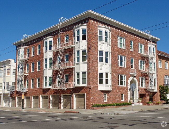 Building Photo - Eleanor Arms