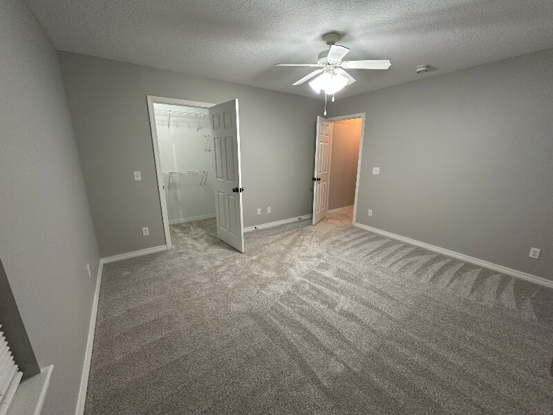 Building Photo - 544 Centennial St