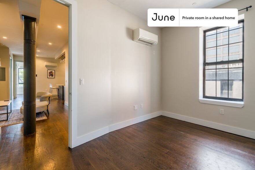 Building Photo - Room in Shared 4 bed/2 bath home in Bedford-Stuyvesant