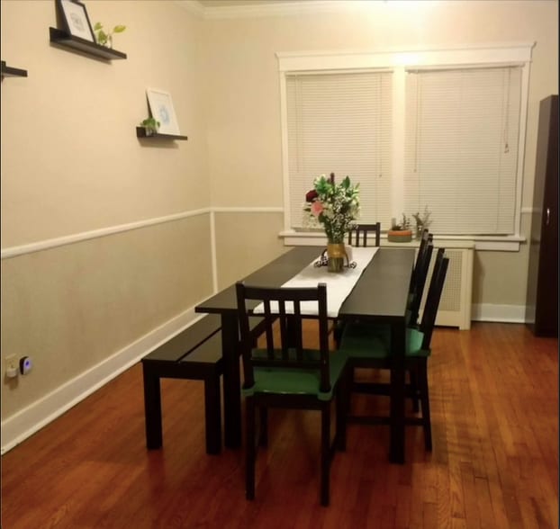 Building Photo - 1320 S Negley Ave