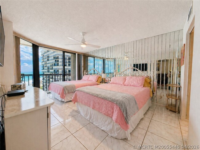 Building Photo - 9500 S Ocean Dr