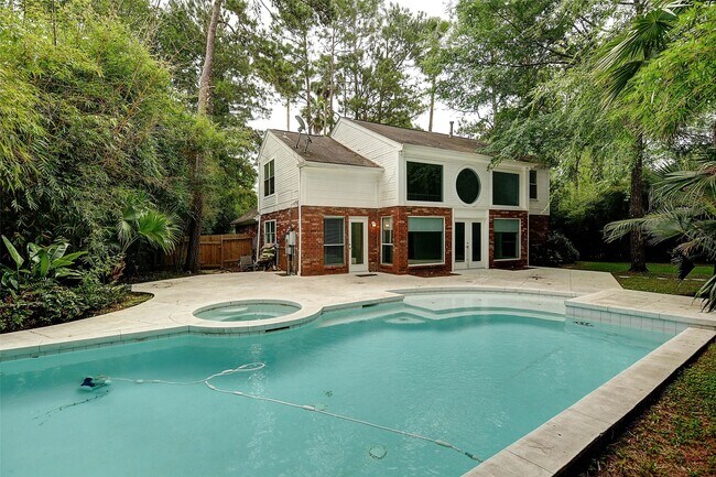 Building Photo - 10 E Indian Sage Cir