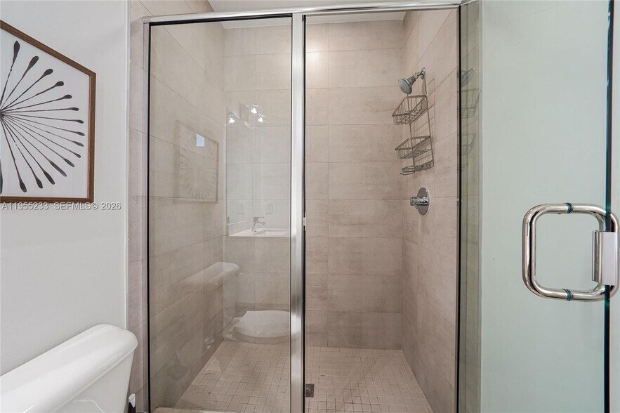 Building Photo - 7515 NW 99th Ave