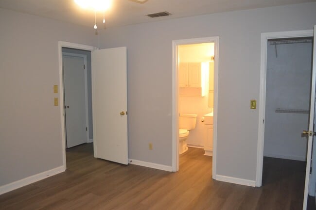 Building Photo - 3561 Sedona Loop