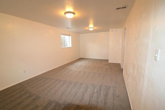 Building Photo - 5542 S 5340 W