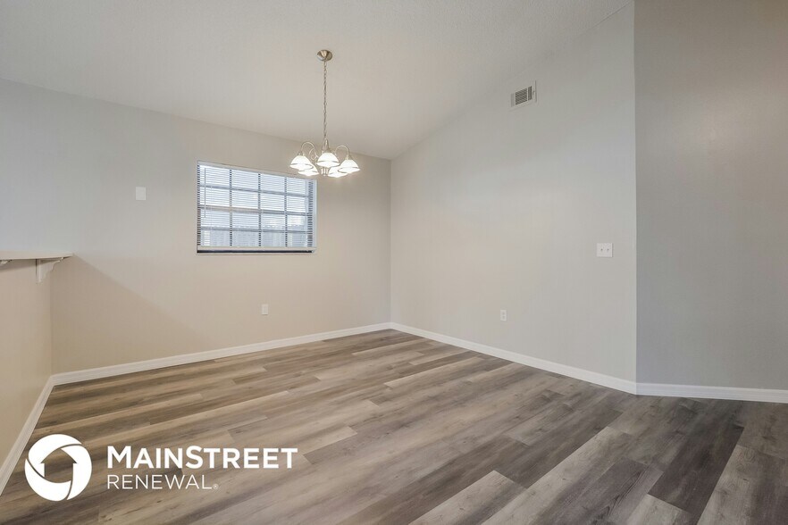 Building Photo - 1615 Sunburst Way