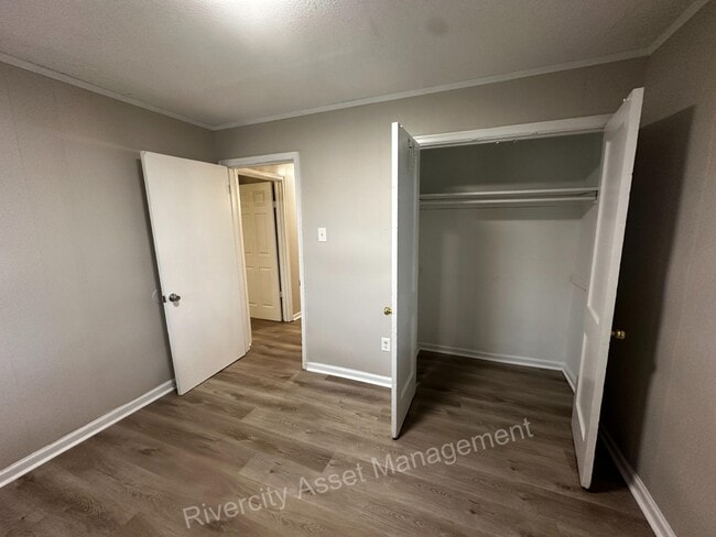 Building Photo - 4571 Sea Isle Rd