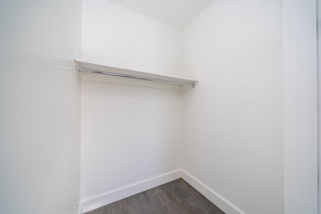 Building Photo - 63-65 Irving St