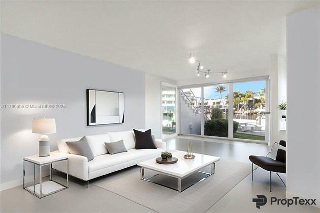 Building Photo - 180 Isle of Venice Dr