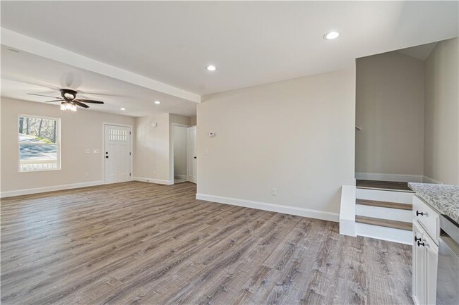 Building Photo - 230 Grand Oak Ln