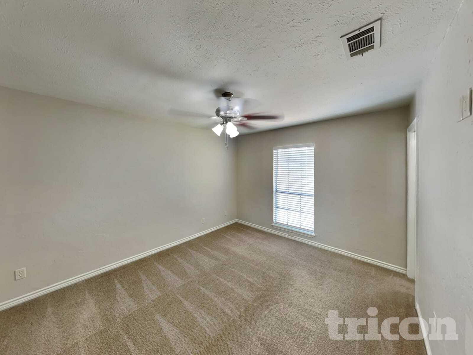 Building Photo - 6704 Dandelion Dr