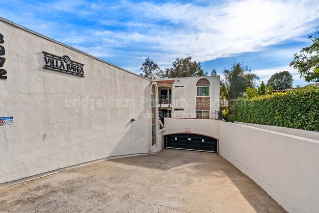Building Photo - 3972 Jackdaw St