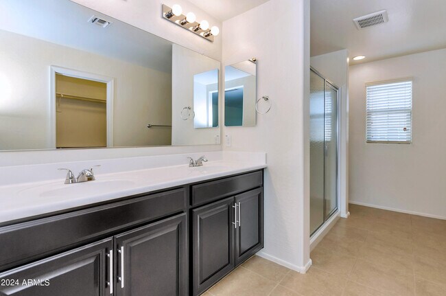 Building Photo - 4820 W Leodra Ln