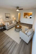 Building Photo - 1321 Fairfax Ave