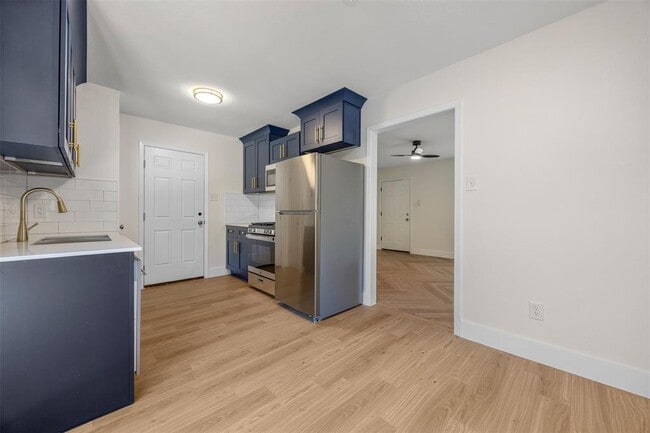 Building Photo - 1008 Wilks Ave