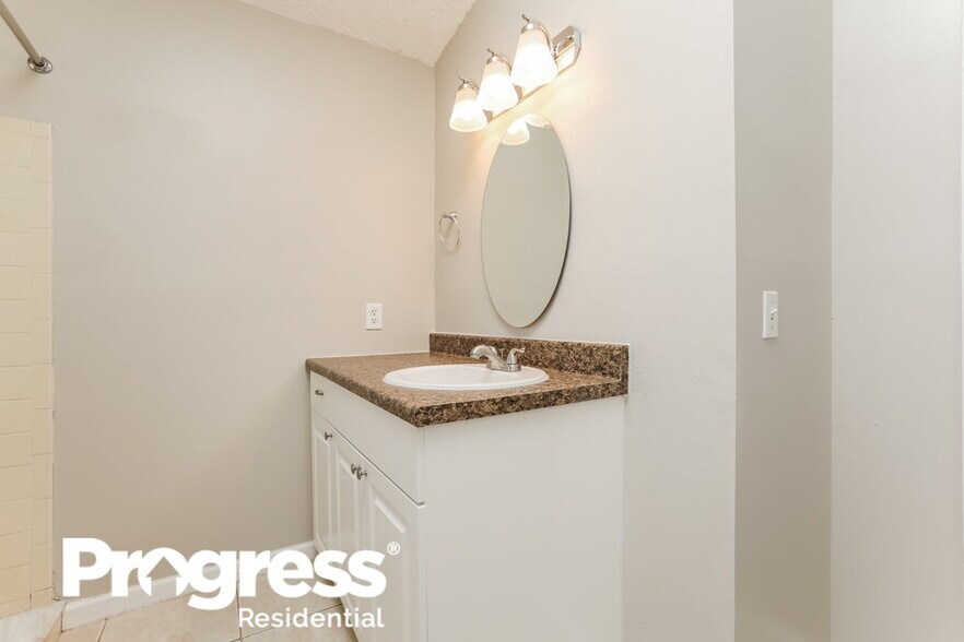 Building Photo - 1629 Sunburst Way