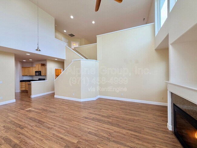 Building Photo - 13760 SW Mapleview Ln